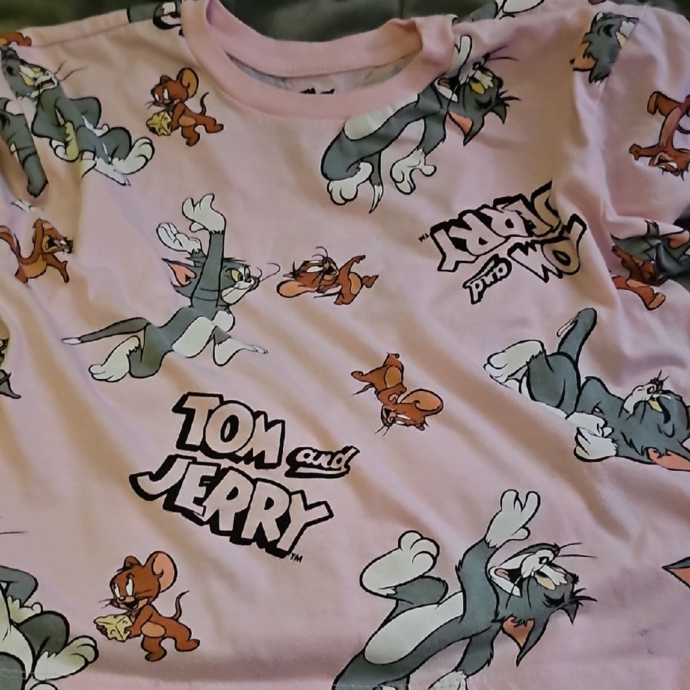 Tom and Jerry Pink Graphic T-Shirt